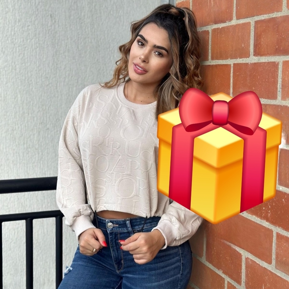 Chic Embossed Beige Sweatshirt